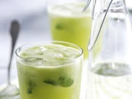 Jus Citron Concombre A La Centrifugeuse Recette Recette Jus Jus De Citron Recette Jus Extracteur