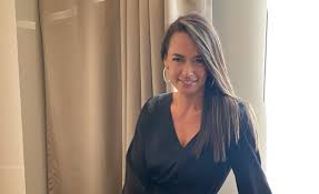 Andreea was elle romania editor when magazine launched. Andreea Raicu A Implinit 44 De Ani Departe De Romania Cu Cine È™i A SÄƒrbÄƒtorit Ziua De NaÈ™tere Libertatea