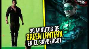 A green lantern sighting in the snyder cut. Increible Green Lantern En El Snydercut Batman Del Dceu En Hbo Max Martian Manhunter Y Mas Youtube