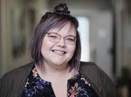 Colette Ruppert's Instagram, Twitter & Facebook