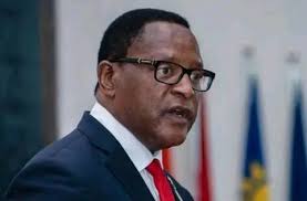 Kd akazinu mutati mwayamba kufunsila amunafe mungamatiimbe ndi iti kuti  tikuloleni🙄🤔? Boy Kuma stand tinve mbalume🙄😂😂