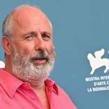 Notting Hill,' 'Blackbird' Director Roger Michell Dead at 65: Cause of  Death Unclear, Sends Shockwaves To Industry