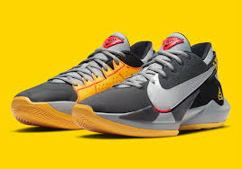 Get the best deals on giannis antetokounmpo white milwaukee bucks nba fan apparel & souvenirs when you shop the largest online selection at ebay.com. Nike Zoom Freak 2 Taxi Giannis Ck5825 006 Release Sneakernews Com