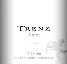 He usually gestures with his hands while doing this. Amor Riesling Kabinett Feinherb Trenz Vinello