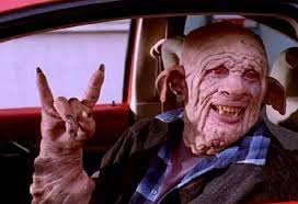 I watched Buffy as a adult, because I watched „Charmed“, „Heroes“ and  „Smallville“ before. It's funny 😆how different your point of view changed  because of it. So I am less interested in