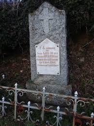 En amour, il n'y a que les commencements qui soient charmants; Gc705jx Devoir De Memoire Plouenan Lopreden Traditional Cache In Bretagne France Created By Cukcelte
