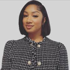 Chy Lee's Instagram, Twitter & Facebook