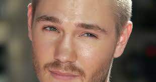 These saucy photos of Chad Michael Murray have the gays asking some hard,  deep questions