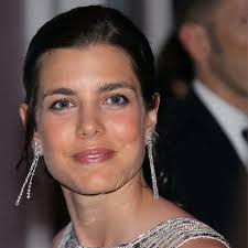 Weitere ideen zu prinzessin caroline, charlotte casiraghi, albert von monaco. Charlotte Casiraghi Von Monaco Die Schonsten Bilder Der Hubschen Jetsetterin