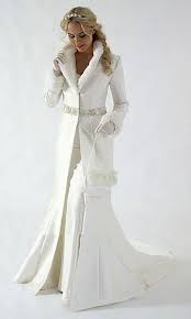 Weitere ideen zu hochzeitskleid, hochzeit, brautkleid. Grosshandel Jj5 2017 Modernes Romantisches Winter Warmes Hochzeitskleid Mit Langem Mantel Voller Hulsen Brautkleid Kleidet Kleine Zug Blosse Spitzekleider An Von Ojala 112 08 Auf De Dhgate Com Dhgate