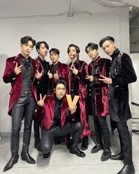 Got7 member wird seinen vertrag bei jyp entertainment verlängern. Jyp Entertainment Assure Got7 S Safety With Promise Of Legal Action After Incident At Airport Kpophit Kpop Hit