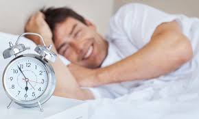 Berolahraga pada sore hari adalah pilihan yang tepat untuk menjaga kebugaran tubuh. Ini Jam Terbaik Untuk Tidur Malam