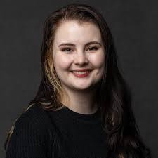 Emma Schroeder (@emmacs26)