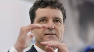 Nicuşor Dan, atac violent la Biroul Electoral Central. ''De la ce funcţie  în sus consideră BEC că un cetăţean are dreptul la liberă exprimare?''