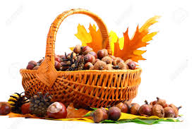 Eichel und kastanie verbindest du nun mit etwa 1/3 zahnstocher. Korb Mit Kastanien Dolls Bears Furniture Room Items