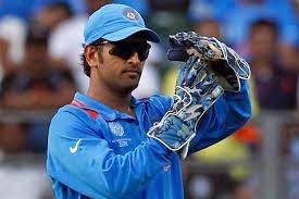 Dhoni took over the odi captaincy from rahul dravid in. India S Ms Dhoni Quits International Cricket To Play Ipl Zawya Mena Edition
