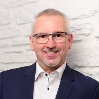 70+ Profile mit dem Suchbegriff „Löding“