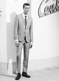 Les costumes pour homme se distinguent par. Costume Mariage Gris La Qualite Du Costume Homme De Fursac