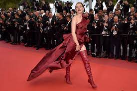 About cannes galas, regattas, the film festival and an outrageously attractive and affluent set characterize cannes. Cannes 2021 Filmfestival Mit Vollen Kinos Und Stars Auf Dem Roten Teppich Stern De