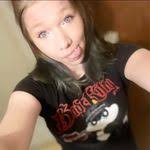 Alyssa Dueck's Instagram, Twitter & Facebook