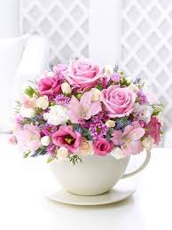 Las mejores ✅ flores para mama 2019. Inspirate Con Estas Ideas De Arreglos De Flores Para Mama Le Encantaran Ramos De F Arreglos Florales Vintage Arreglos Florales Sencillos Arreglos Florales