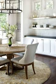 Entre las cosas para organizar para el bautizo de una niña o un niño también hay decoraciones. 17 Ideas Para Decorar Una Mesa De Comedor