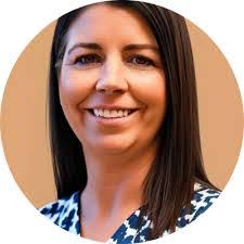 Amanda Schaad's Instagram, Twitter & Facebook