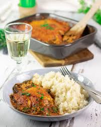 Kabeljau Tomaten Auflauf Mit Blumenkohlreis Super Einfach Gekocht Rezept Rezepte Abendessen Einfach Kochen Tomaten Auflauf