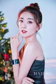 Luong Khiet: The beauty is expected to be the new muse of Cbiz, canceling  her marriage to the actor