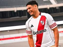 River, con Salas de arranque, debuta ante el campeón Platense en el Monumental