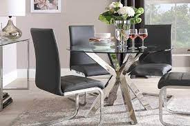 The contemporary dining table sets have prime qualities and discounts that give you value for money. Modern Contemporary Dining Table And Chairs Novocom Top