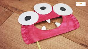 Fabriquer un masque loup en papier épais de couleur. Bricolage Le Masque De Carnaval Youtube