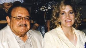 Craig Bratcher's Instagram, Twitter & Facebook