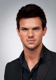 Taylor Lautner's Wax Figure Unveiled at Madame Tussauds in NYC