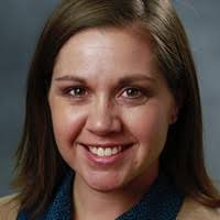 Lisa Retzer's Instagram, Twitter & Facebook