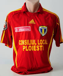 Petrolul and hajduk heroics stun europe. Petrolul Ploiesti Third Football Shirt 2011 2012