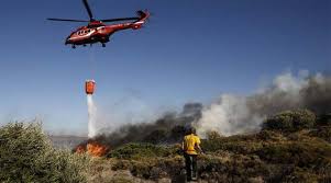Μπορείτε να πλοηγηθείτε σε όποιο σημείο επιθυμείτε κάνοντας zoom in/zoom out και μετακίνηση στο χάρτη. Megalh Fwtia Twra Sto Loytraki Irafina