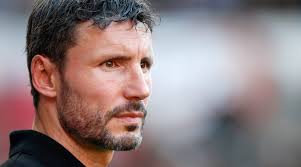 He played in the netherlands, spain, germany and italy.during his stay in germany for bayern munich, he made club history, becoming the first team captain not from germany. Psv Eindhoven Trennt Sich Von Trainer Mark Van Bommel Sky Sport Austria