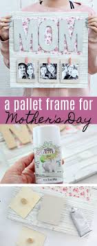 These subtle in color flowers has been made out of paper and then roped in a wreath ring to make a cutest mother's day gift idea for your mom and a little three. Creative Mother S Day Gift Diy Pallet Picture Frame Diy Mother S Day Crafts Creative Mother S Day Gifts Mother S Day Diy
