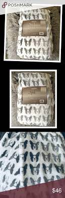 Enjoy the comfort of a berkshire blanket. Berkshire Opulence Gray French Bulldog Throw Grey French Bulldog Opulence White French Bulldogs