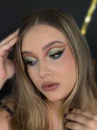 Andrea Arias Makeup Studio (@andreaariasmakeupstudio) • Instagram photos  and videos