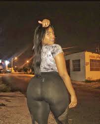 Algo de Desireth Denisse | Scrolller