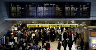 Foi inaugurado a 15 de outubro de 1942. Medina Diz Que Aeroporto De Lisboa Esta Em Situacao De Esgotamento