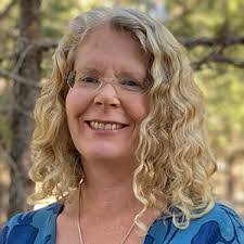 Michelle Mack's Instagram, Twitter & Facebook