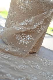 100 Yards Champagne Gold Lace Table Runner Style Lace 10 Quot Wide Vintage Wedding Christmas Party Decor Table Runners Wedding Lace Table Runners Lace Table