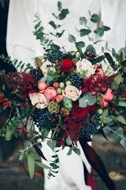 Marchenhaft Heiraten Die Schonsten Ideen Fur Den Brautstrauss Im Winter Winter Hochzeit Blumen Blumenstrauss Hochzeit Brautstrauss