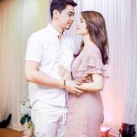 Terbaru, pelakon amyra rosli dikhabarkan kini sedang hamil anak keduanya. Suami Sediakan Pembantu Jaga Amyra Rosli Hamil