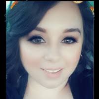 Tina Bellew's Instagram, Twitter & Facebook