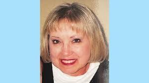 Sandra Wolf's Instagram, Twitter & Facebook