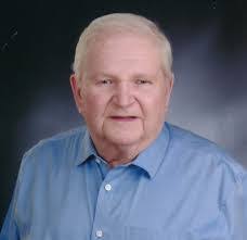 Sandra Lloyd's Instagram, Twitter & Facebook